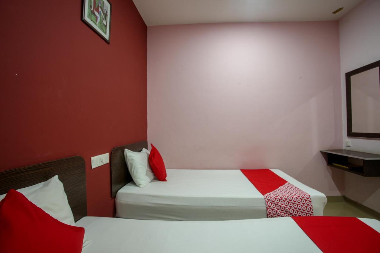 Oyo 89539 Hotel Siswa Kampar Exterior foto